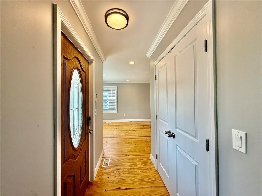 52 Bedlow Avenue - Photo 3 of 26