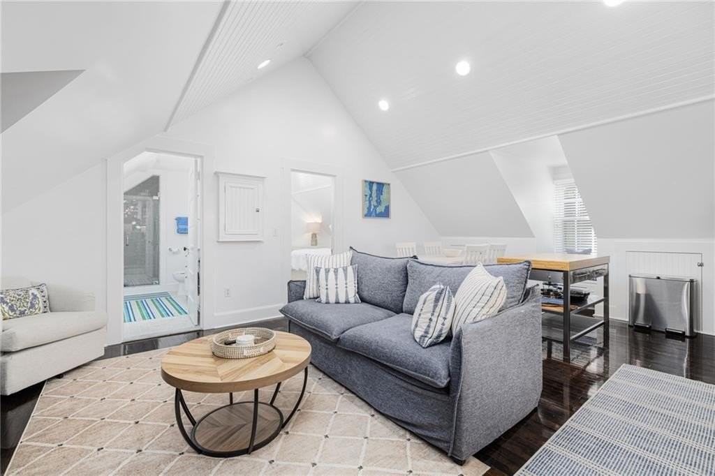 8 Brenton Rd Unit 3 #3 - Photo 6 of 21