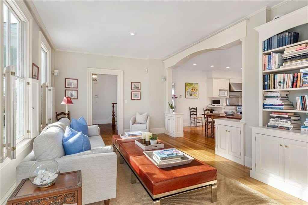 100 Coggeshall Avenue - Photo 3 of 38