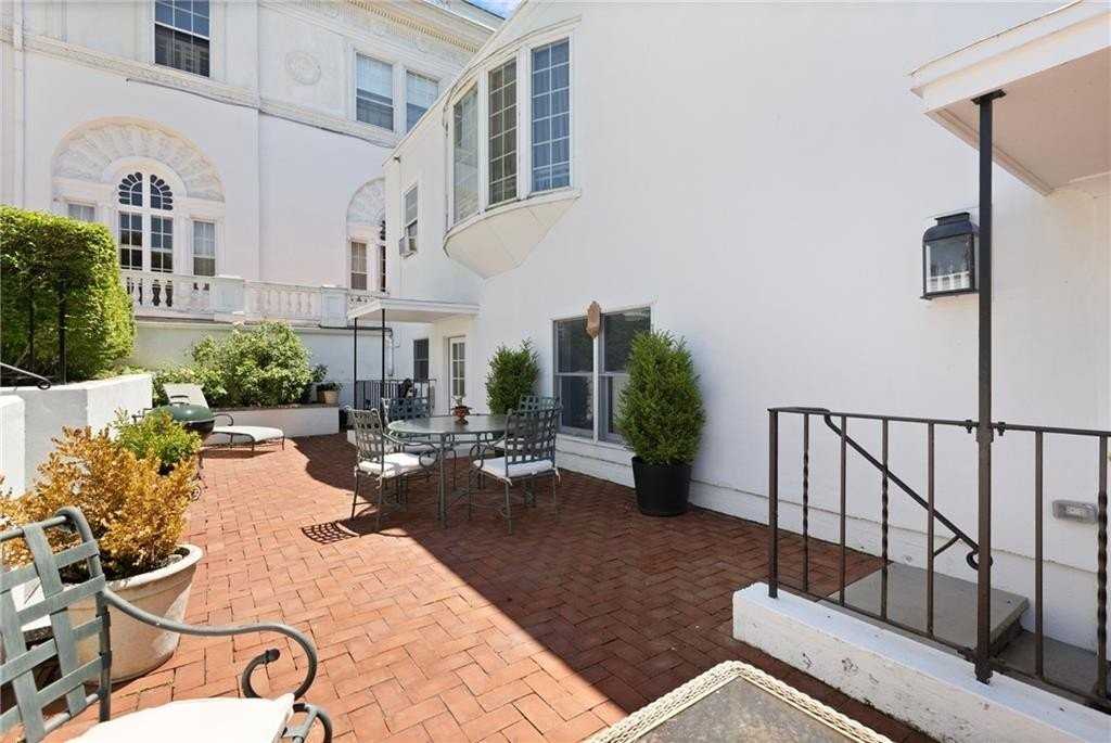 553 Bellevue Ave #1 - Photo 7 of 22