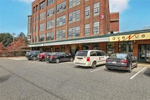 featured image of 20 Newman Ave