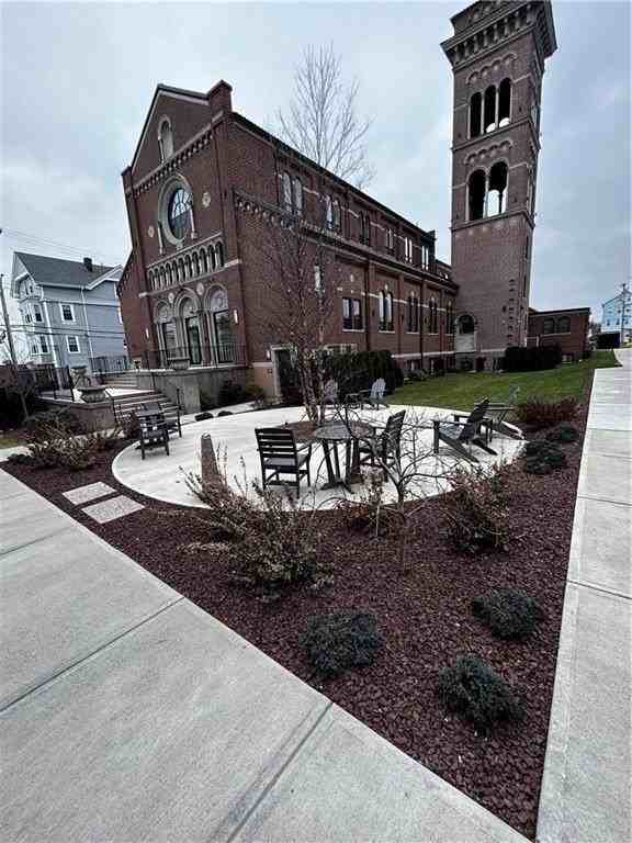 18 Spruce St Apt 108 #108 - Photo 2 of 19