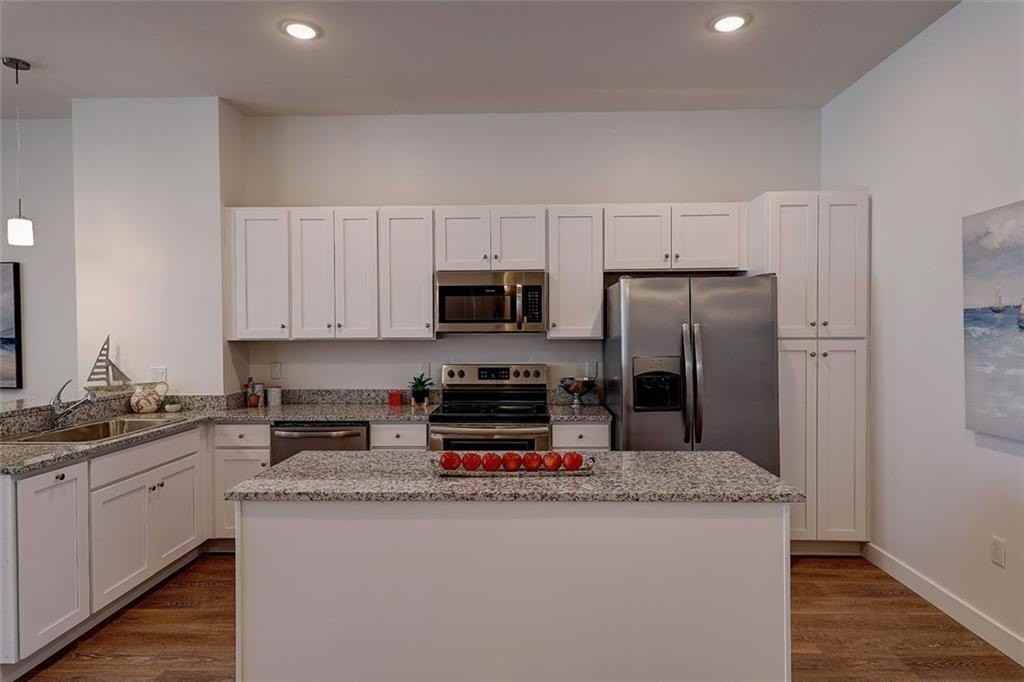 30 Veterans Memorial Parkway #103 - Photo 4 of 50