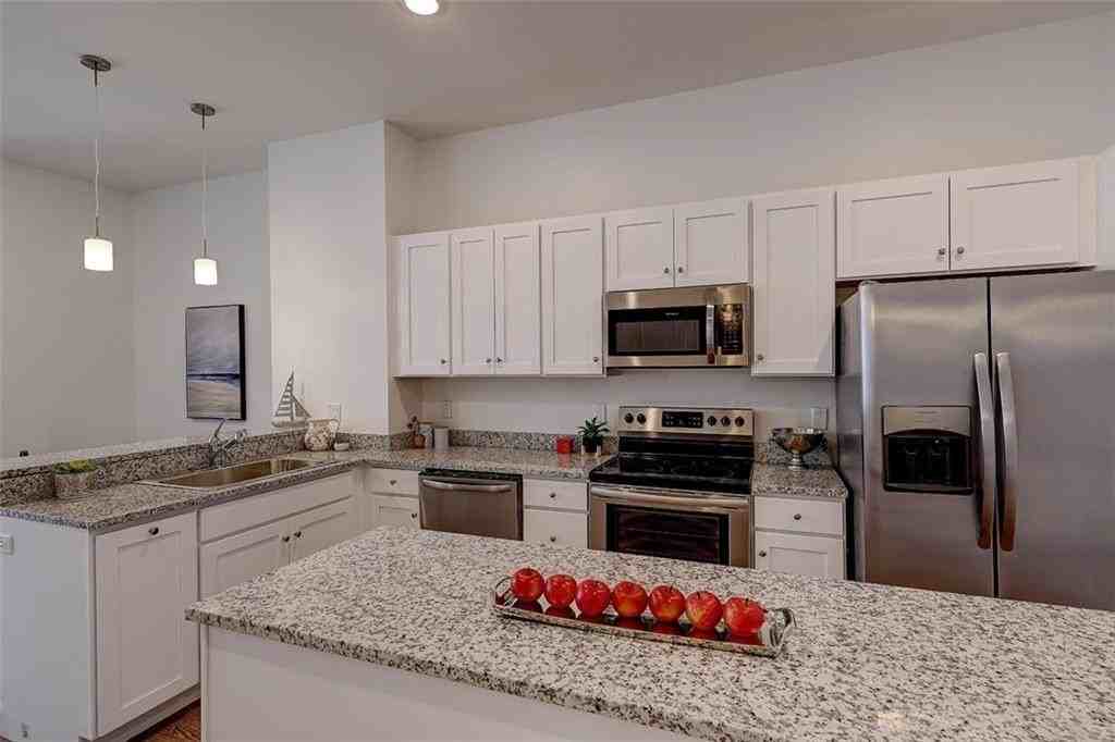 30 Veterans Memorial Parkway #103 - Photo 5 of 50