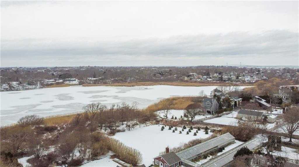 167 Coggeshall Avenue #A - Photo 6 of 50