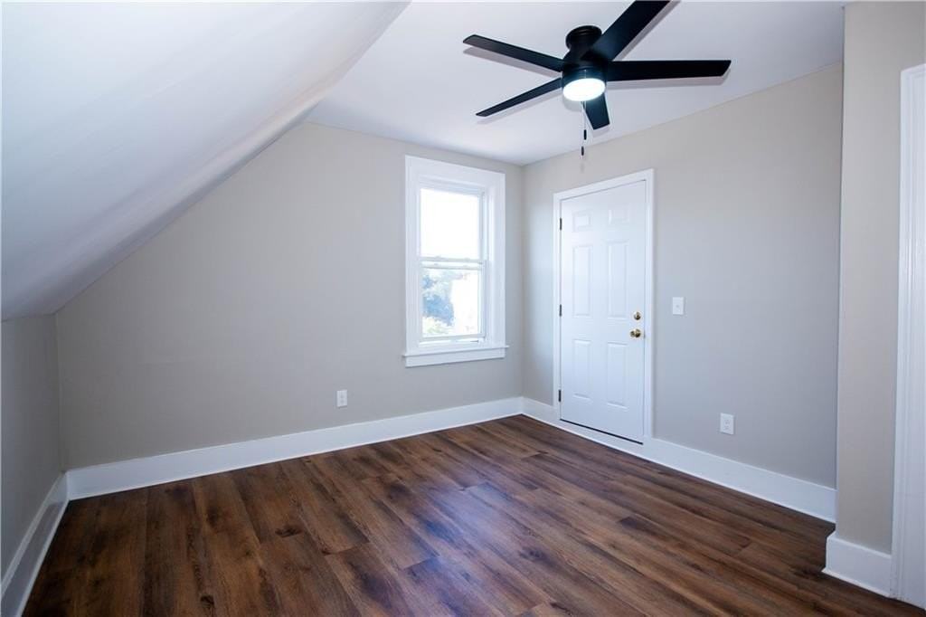 370 Park Pl Unit 3 #3 - Photo 6 of 11