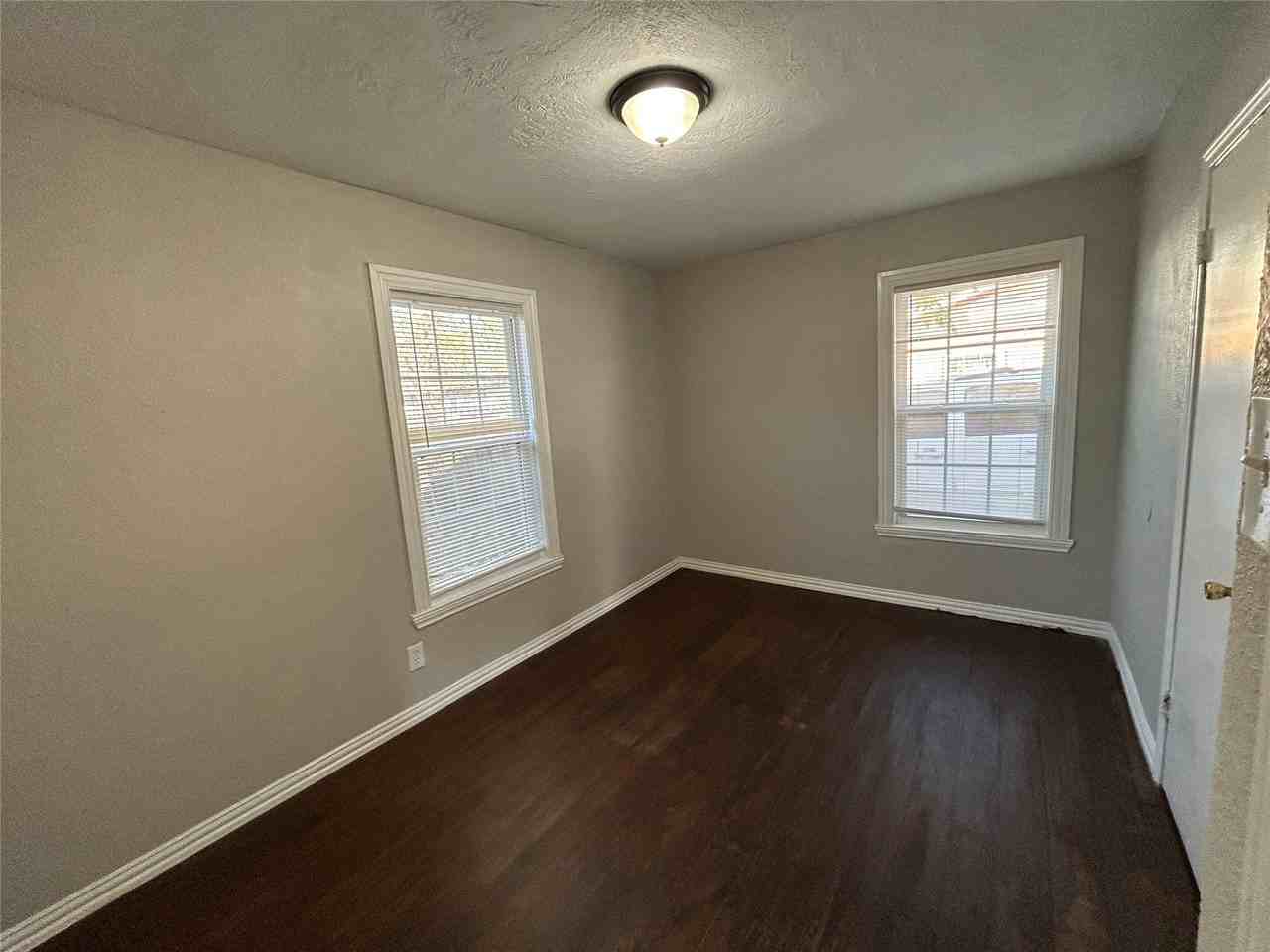 5409 Vesta Farley Rd - Photo 6 of 14