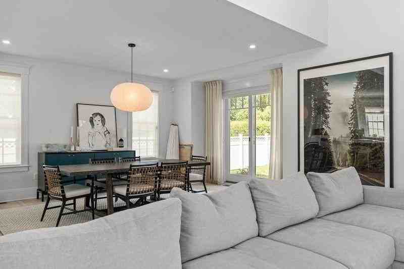 45 Carnegie Abbey Ln - Photo 7 of 29