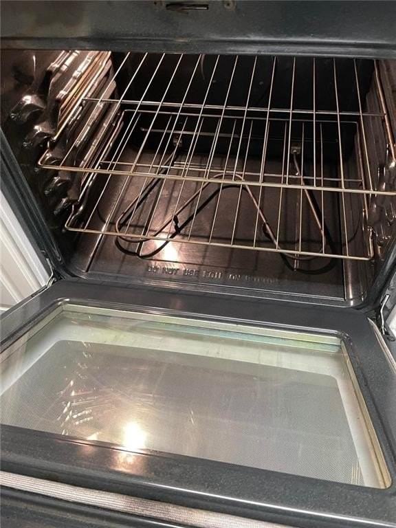 176 Child Street - Photo 6 of 26