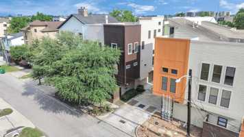 featured image of 4510 Inker St