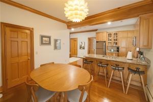 featured image of 20 Berkeley Avenue #4