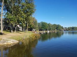 featured image of 7 Lakeshore Circle ##134