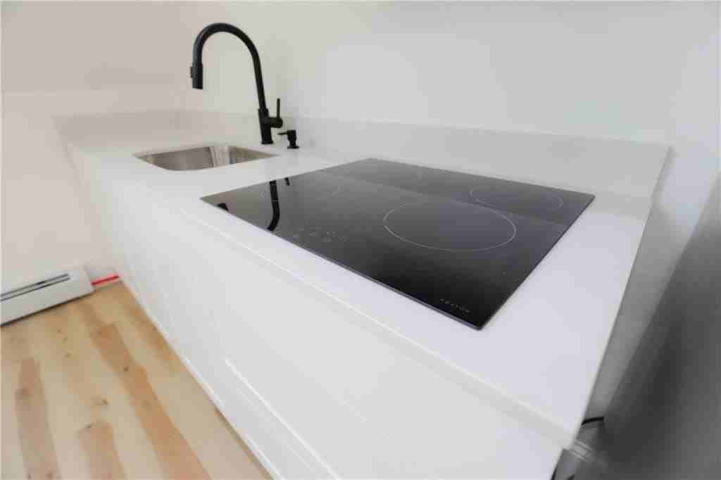 686 Broadway #3F - Photo 5 of 9