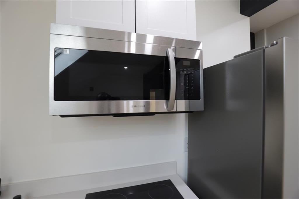 686 Broadway #3F - Photo 6 of 9