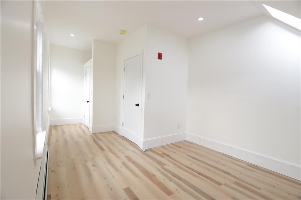 686 Broadway #3F - Photo 7 of 9