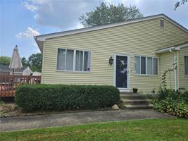 featured image of 15 Meadowview Terrace