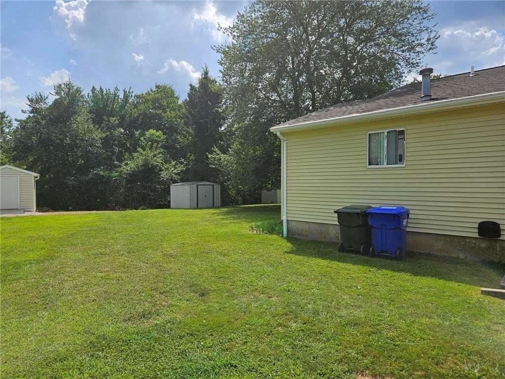 15 Meadowview Terrace - Photo 3 of 17