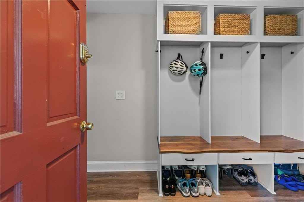 20 Borden Farm Road - Photo 6 of 36