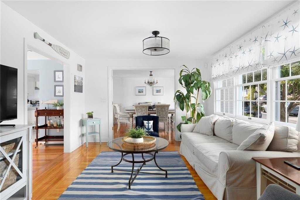 73 Merton Road - Photo 3 of 41