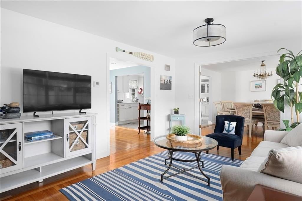 73 Merton Road - Photo 4 of 41