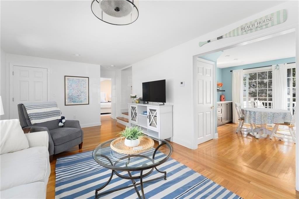 73 Merton Road - Photo 6 of 41