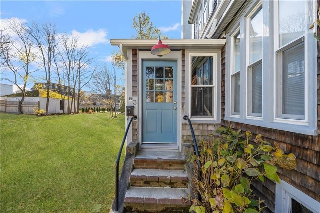 31 Cranston Avenue #3 - Photo 5 of 44