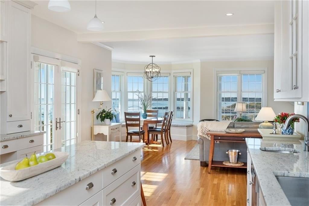 591 Ocean Avenue - Photo 4 of 39