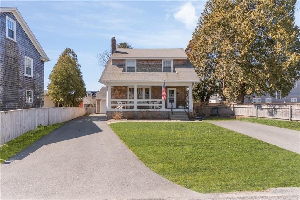 193 Coggeshall Avenue - Photo 2 of 30