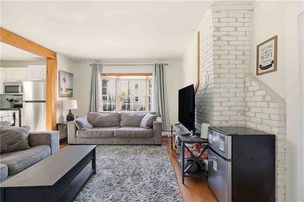 13 Holland Street #1 - Photo 4 of 29