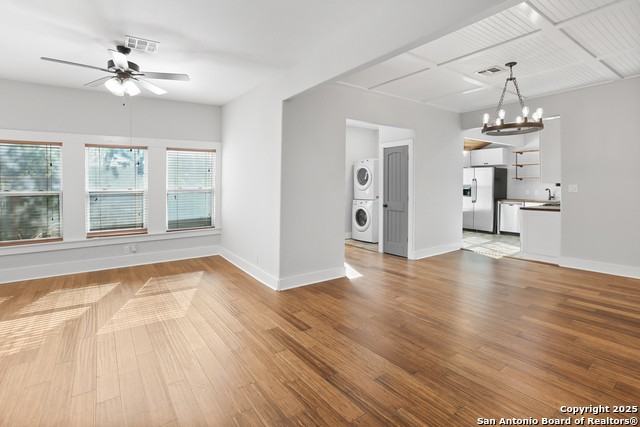 138 Perry Court - Photo 6 of 29