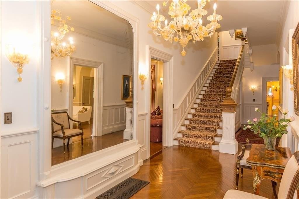 443 Bellevue Avenue - Photo 5 of 49