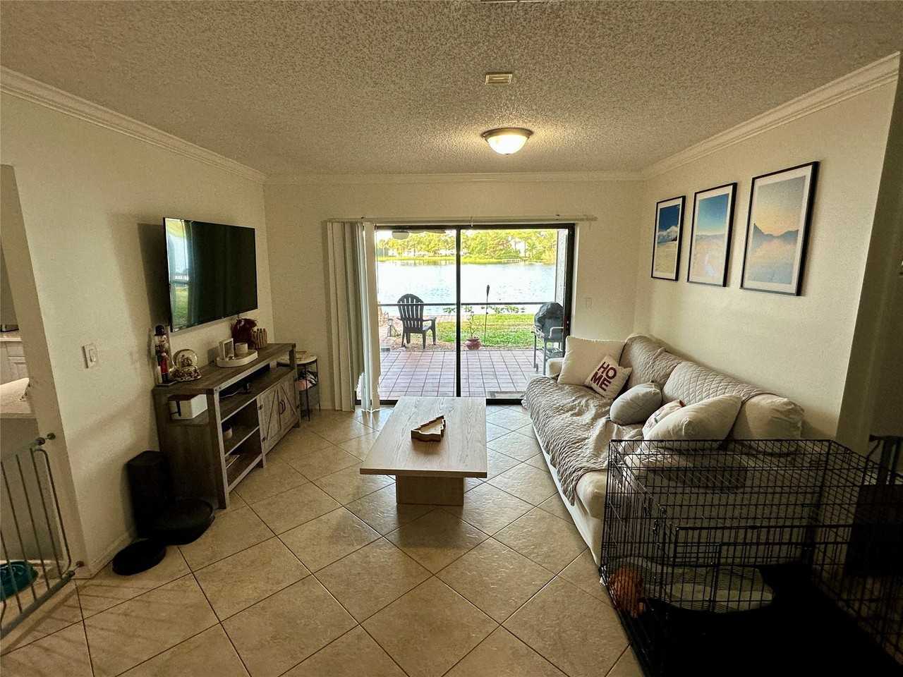 6657 Paul Mar Drive - Photo 5 of 22