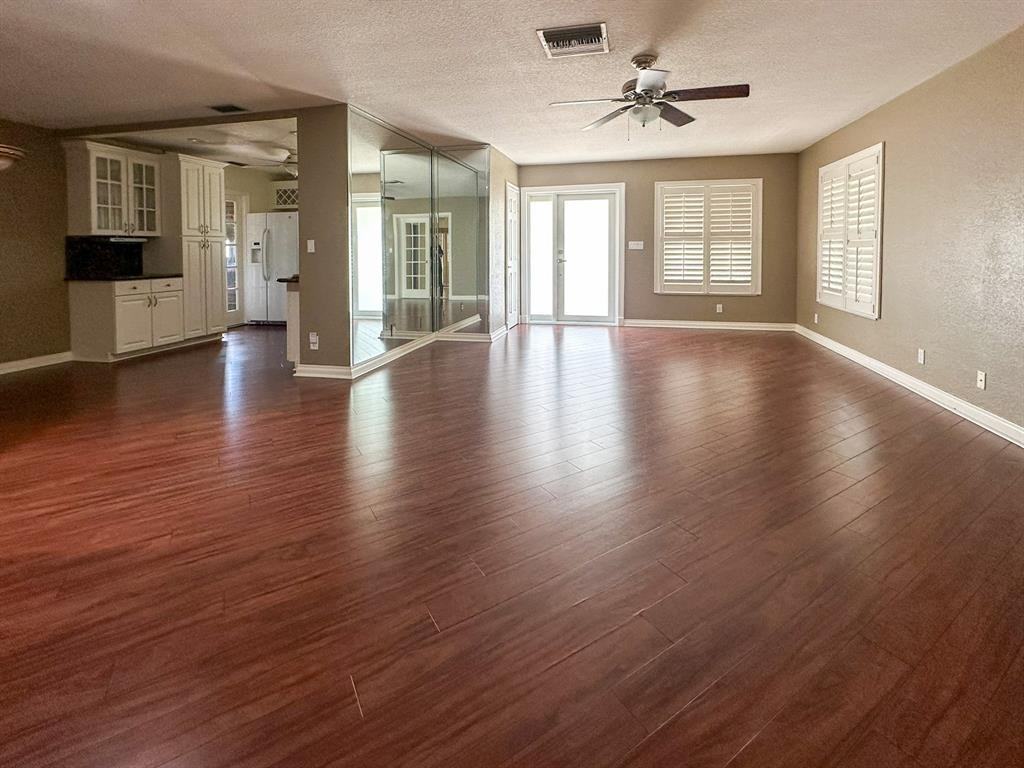 236 Neptune Ave Unit 1 - Photo 4 of 16