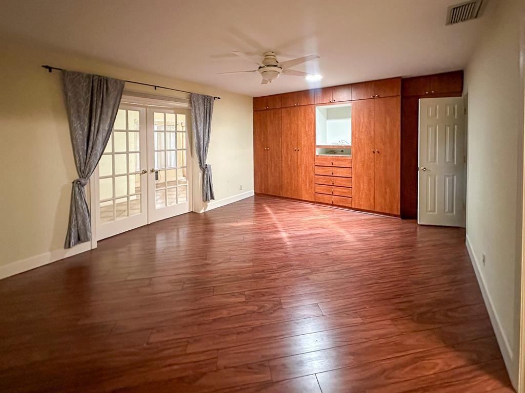 236 Neptune Ave Unit 1 - Photo 7 of 16