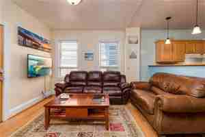 featured image of 9 Ann Street #1