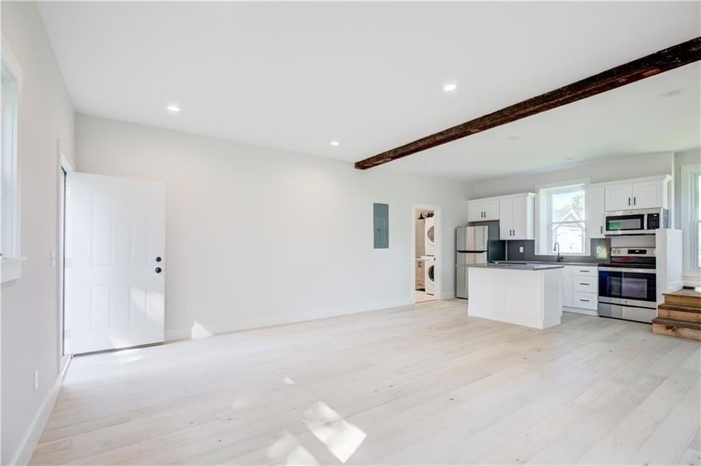 556 East Main Road - Photo 2 of 19