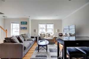 featured image of 17 Mariner Way