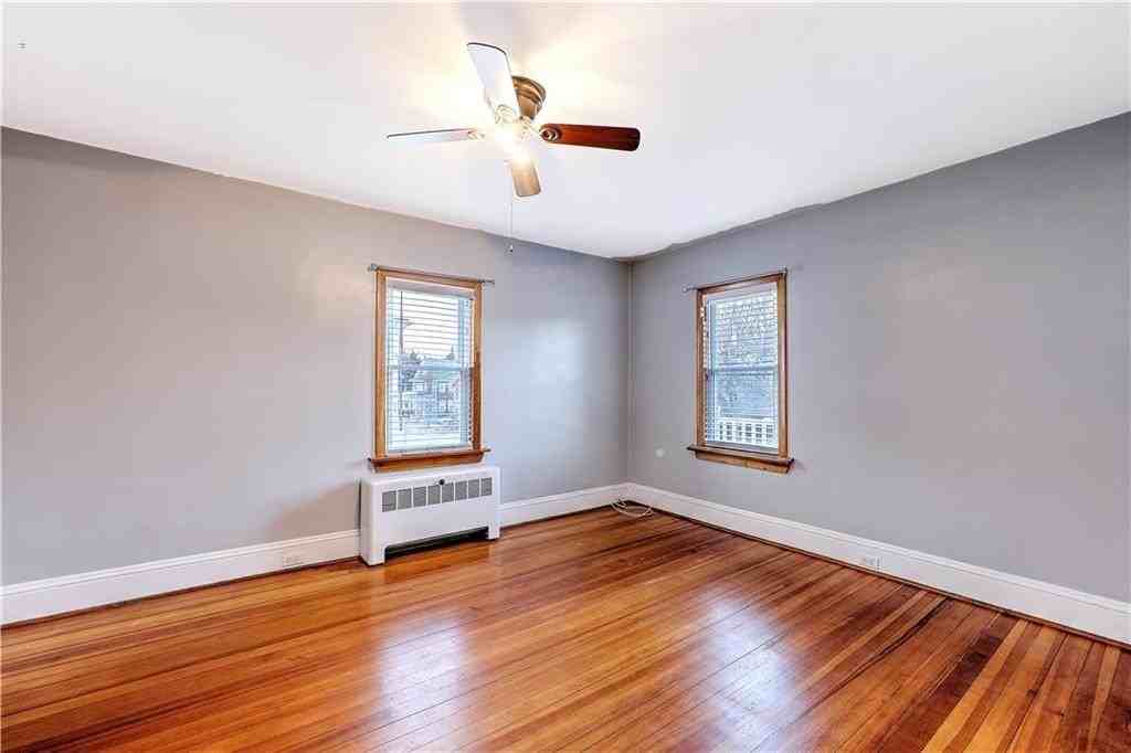 509 Middle Hwy - Photo 7 of 33