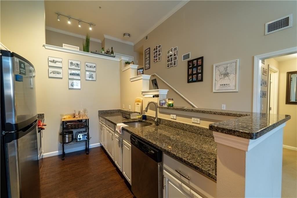 1000 Providence Pl Apt 144 #144 - Photo 6 of 17