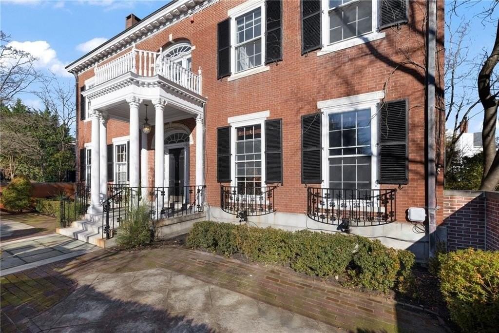 72 Manning Street #1 - Photo 2 of 33