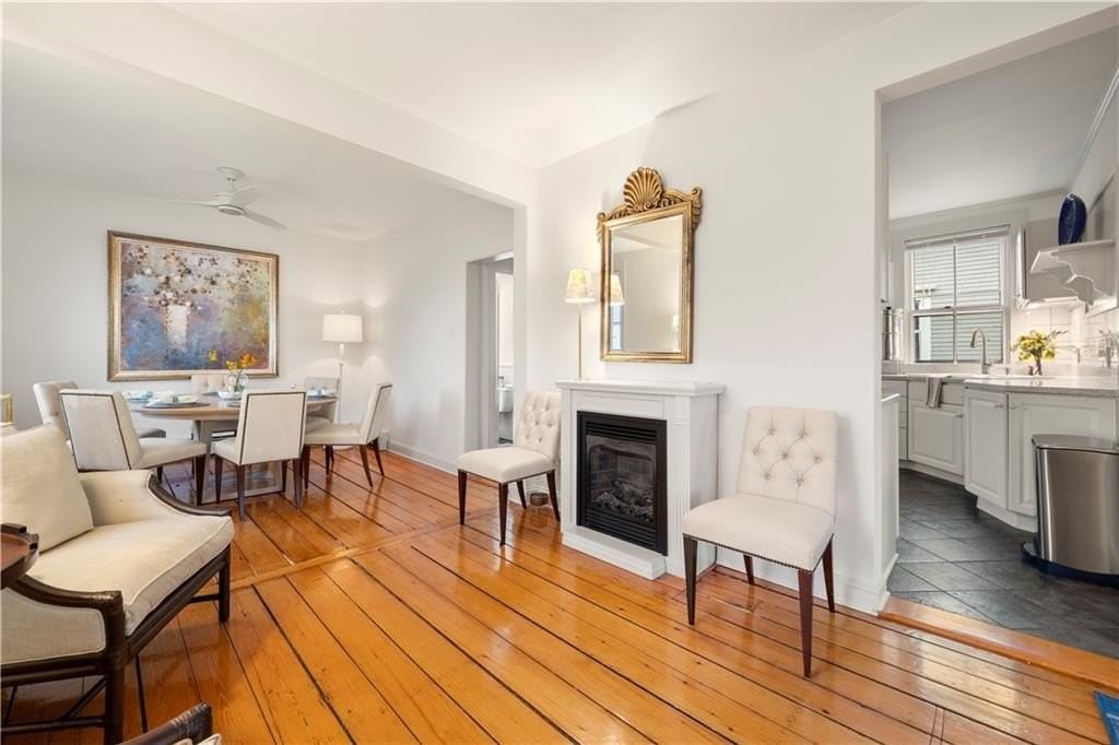 35 Marsh St - Photo 7 of 25