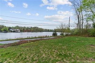 376 Arnolds Neck Drive - Photo 1 of 1