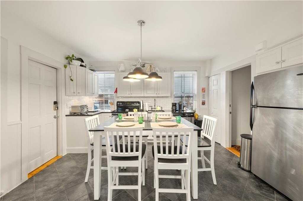 33 Marsh Street - Photo 6 of 18