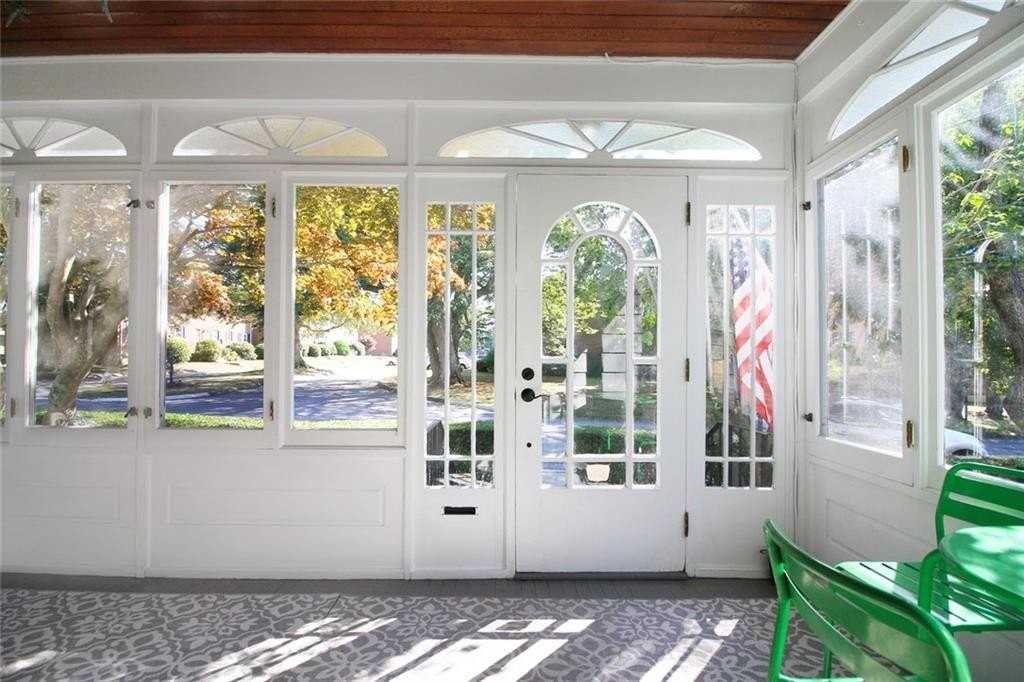 22 Bateman Avenue - Photo 6 of 43