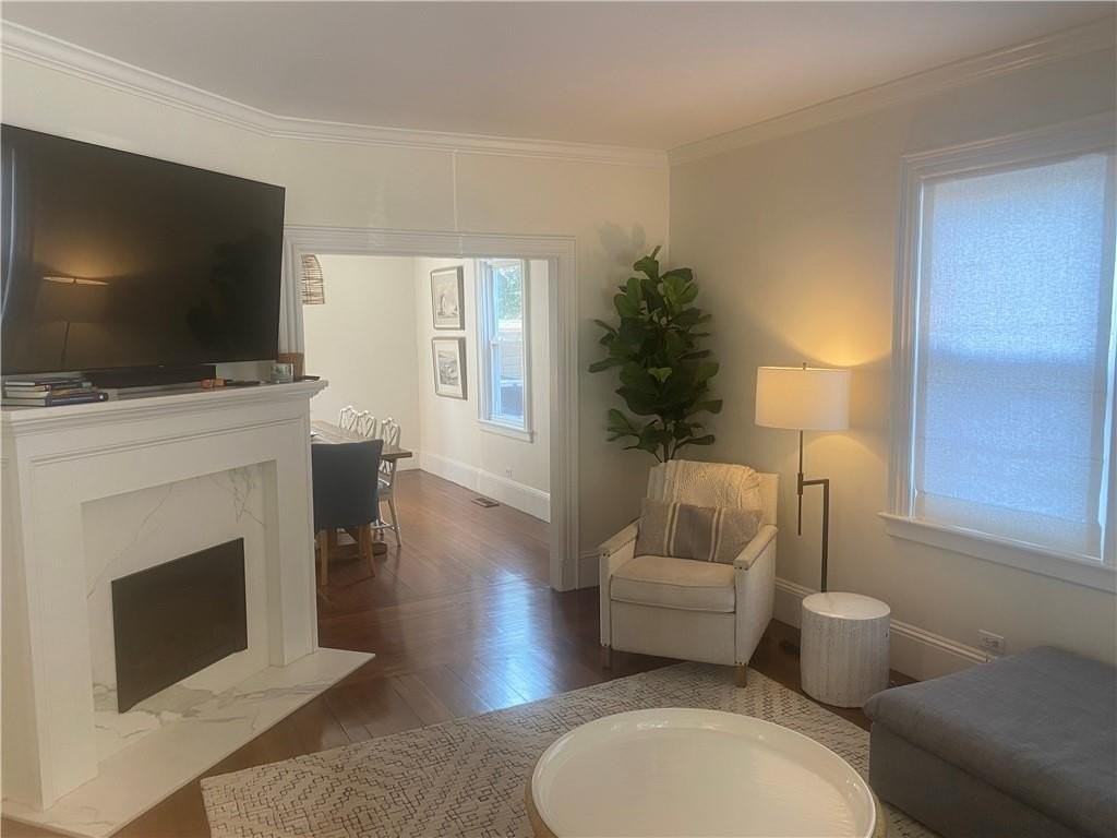 27 Mann Avenue - Photo 6 of 22