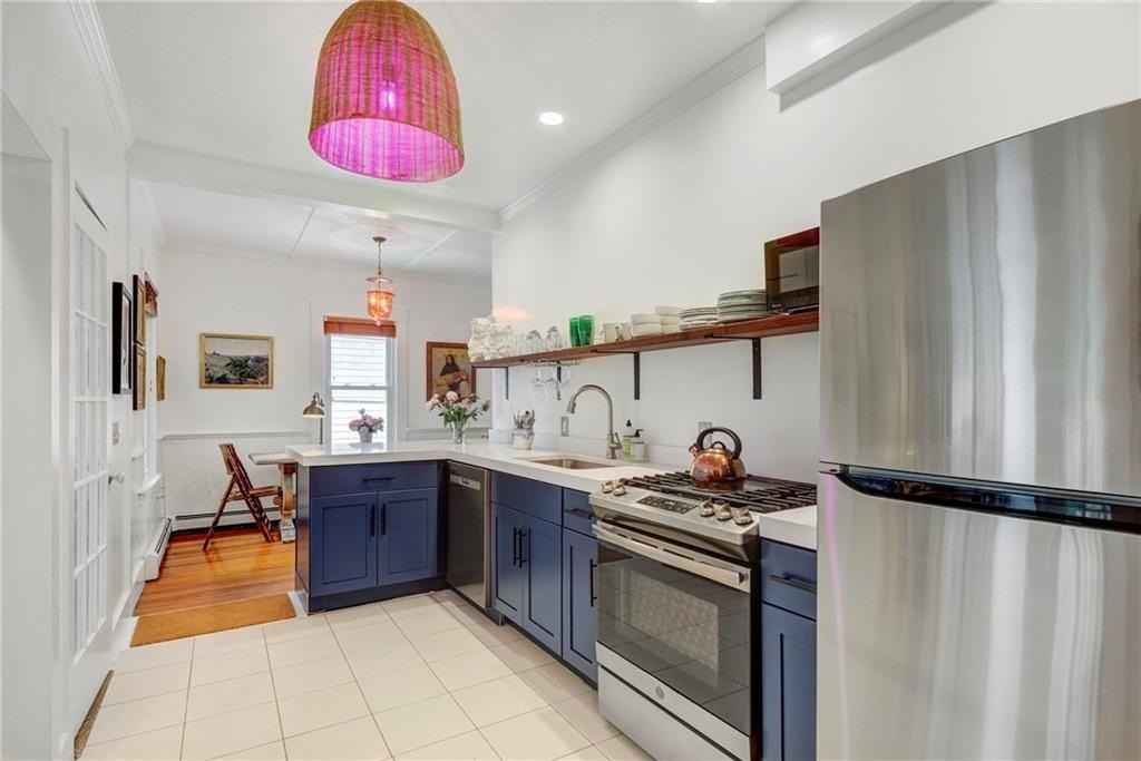 24 Hunter Avenue - Photo 2 of 32