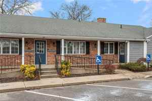 featured image of 990 Main Street #3