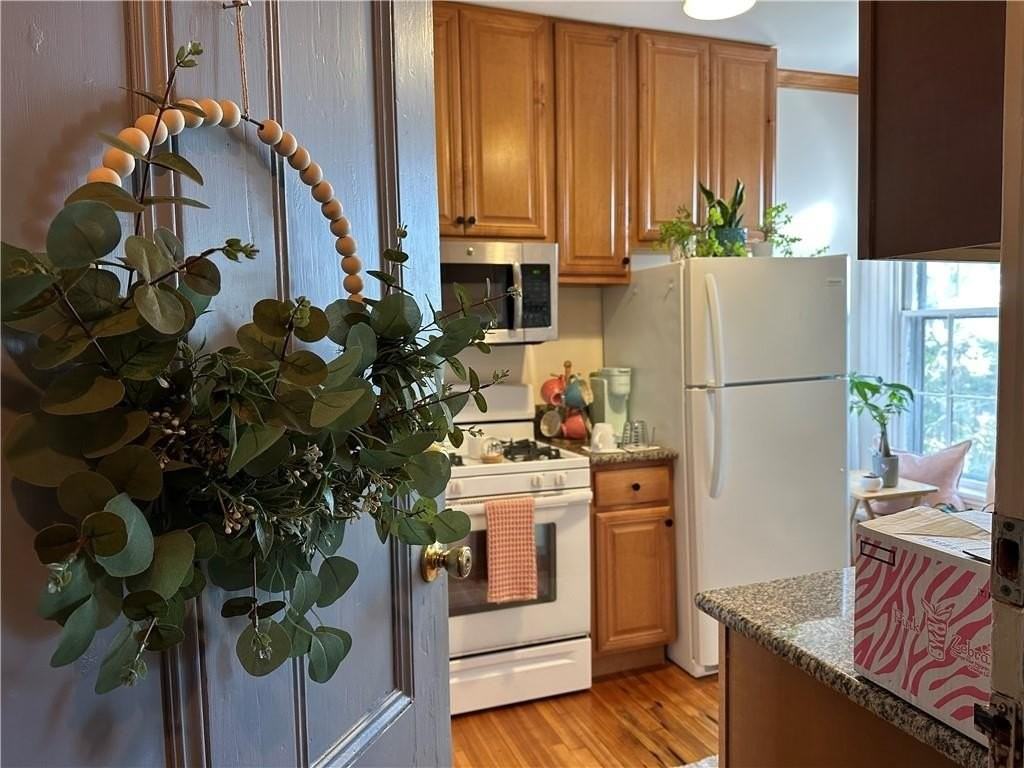 5 Record St Apt 2b #2B - Photo 4 of 50