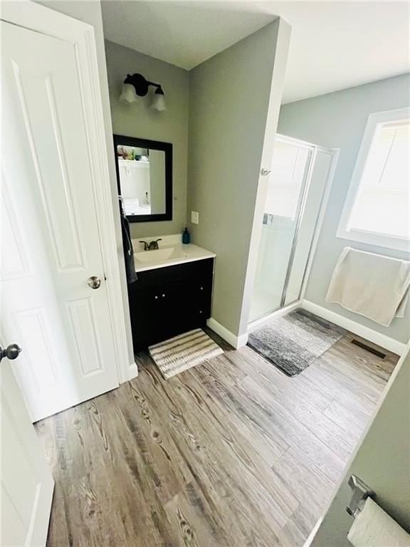 215 Metacom Avenue - Photo 5 of 8