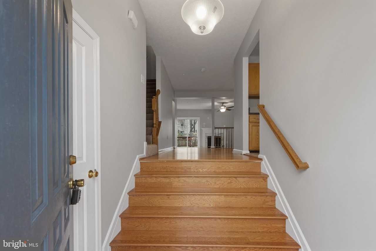 2670 Worrell Court - Photo 3 of 34